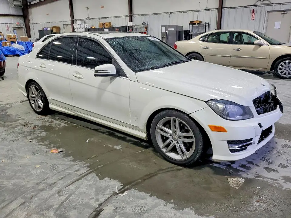 2012 MERCEDES-BENZ C 300 4MATIC  