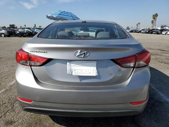 2016 HYUNDAI ELANTRA SE  