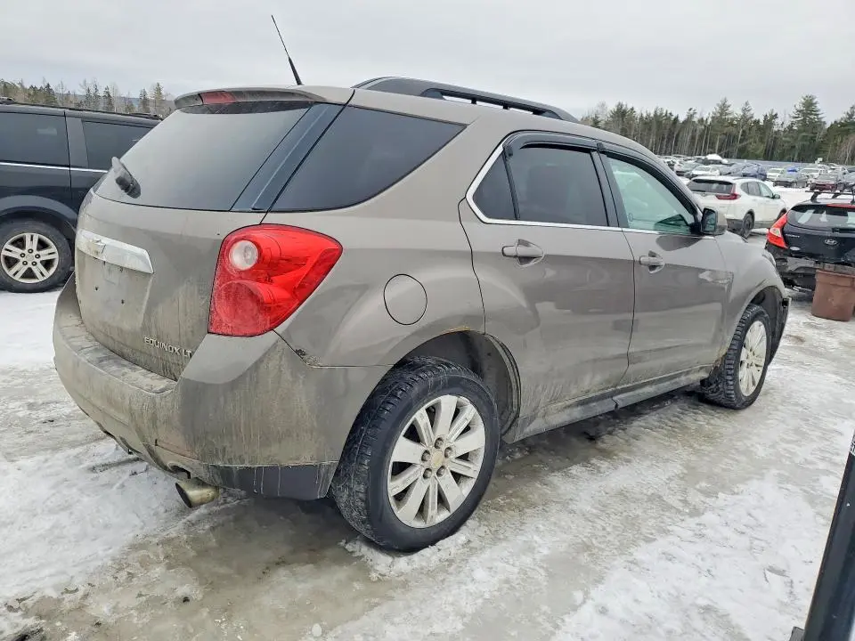 2011 CHEVROLET EQUINOX LT  