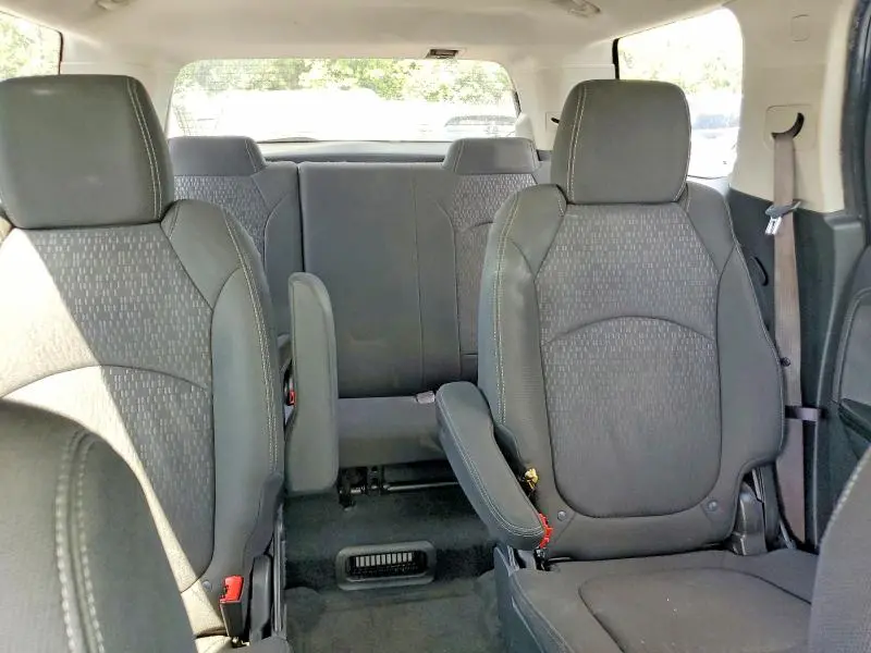 2015 GMC ACADIA SLE  