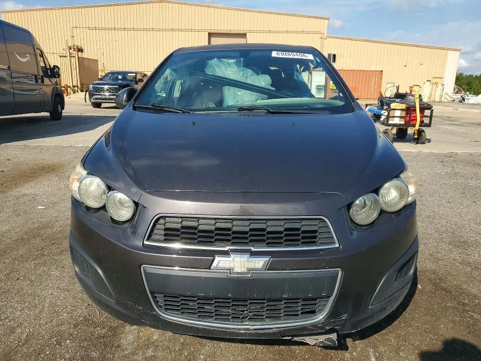 2015 CHEVROLET SONIC LT  