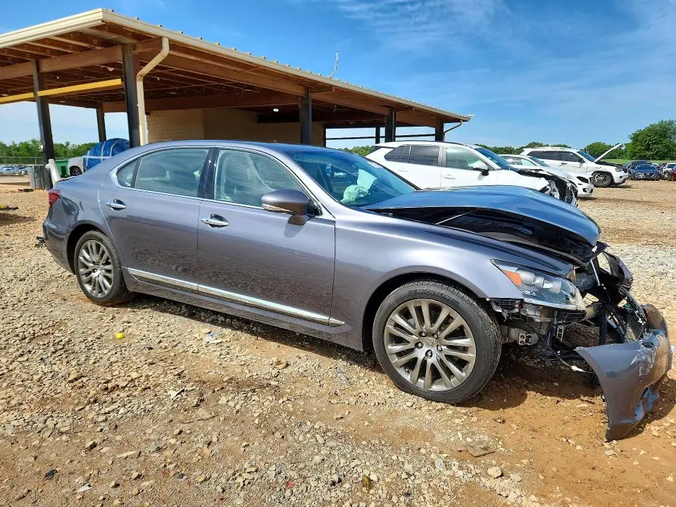 2016 LEXUS LS 460L  
