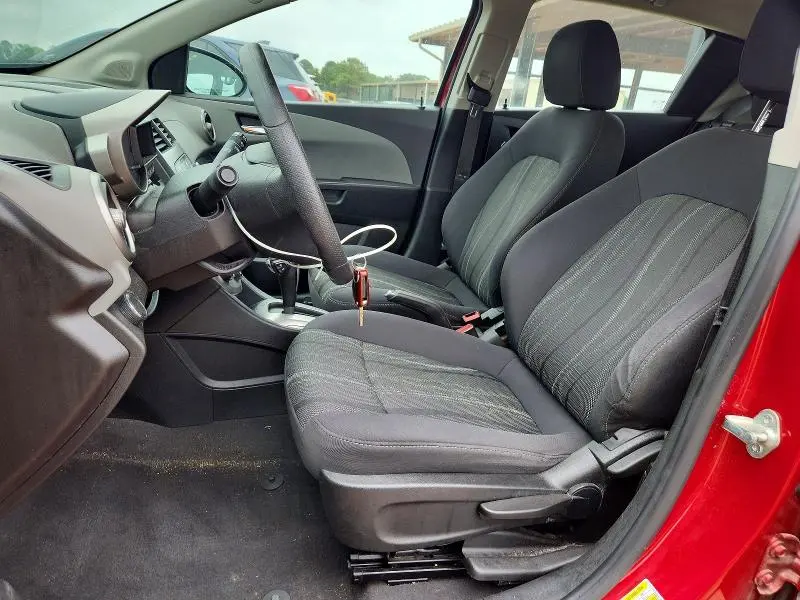 2014 CHEVROLET SONIC LT  