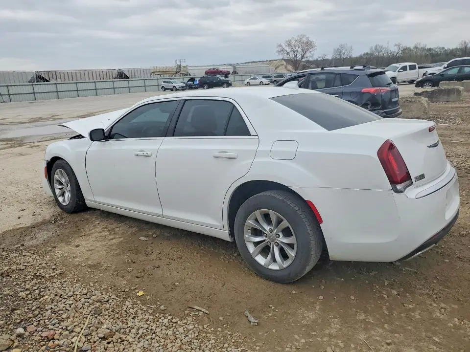 2015 CHRYSLER 300 LIMITED  