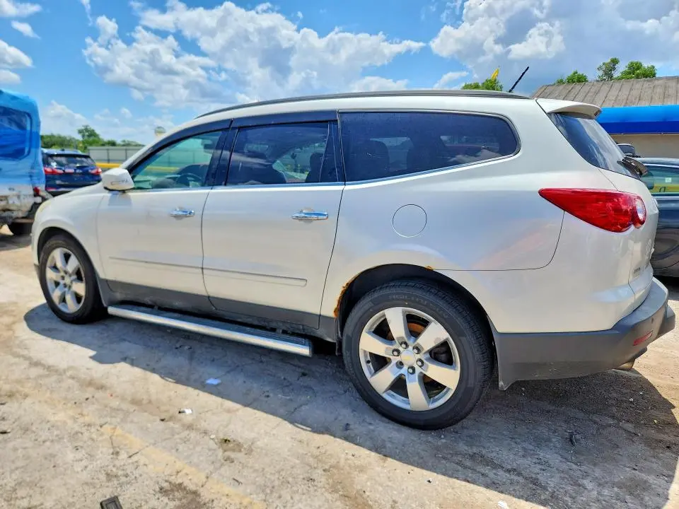 2011 CHEVROLET TRAVERSE LTZ  