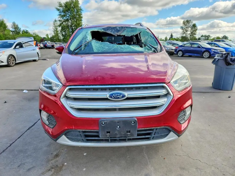 2018 FORD ESCAPE TITANIUM  