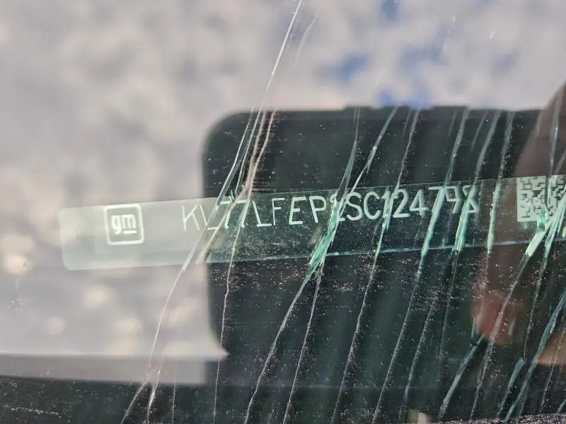 2025 CHEVROLET TRAX LS  