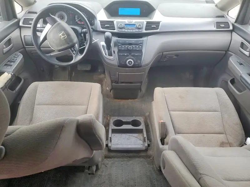 2011 HONDA ODYSSEY LX  