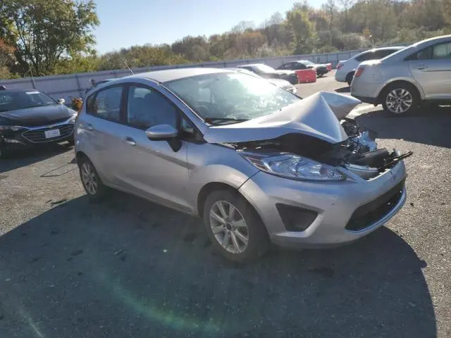 2011 FORD FIESTA SE  