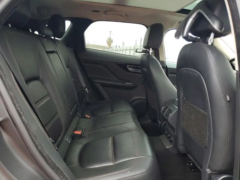 2019 JAGUAR F-PACE PRESTIGE  
