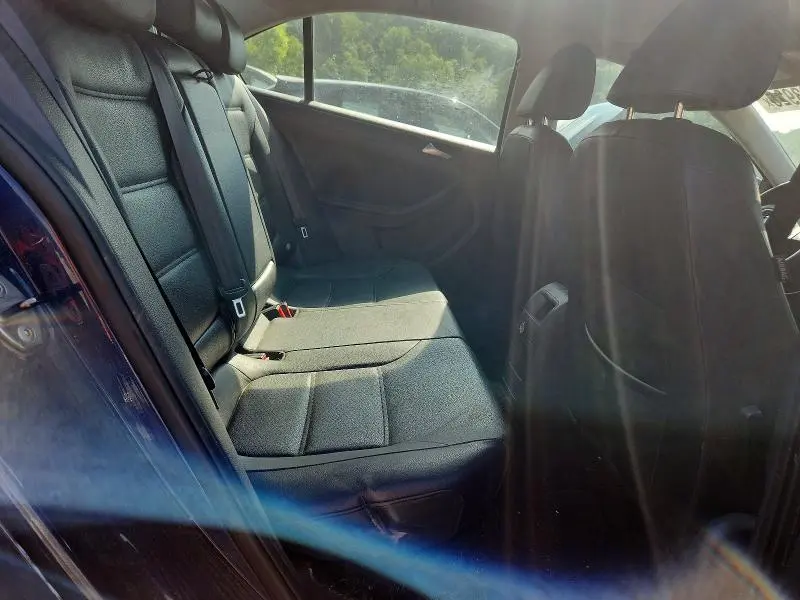 2014 VOLKSWAGEN JETTA SE  