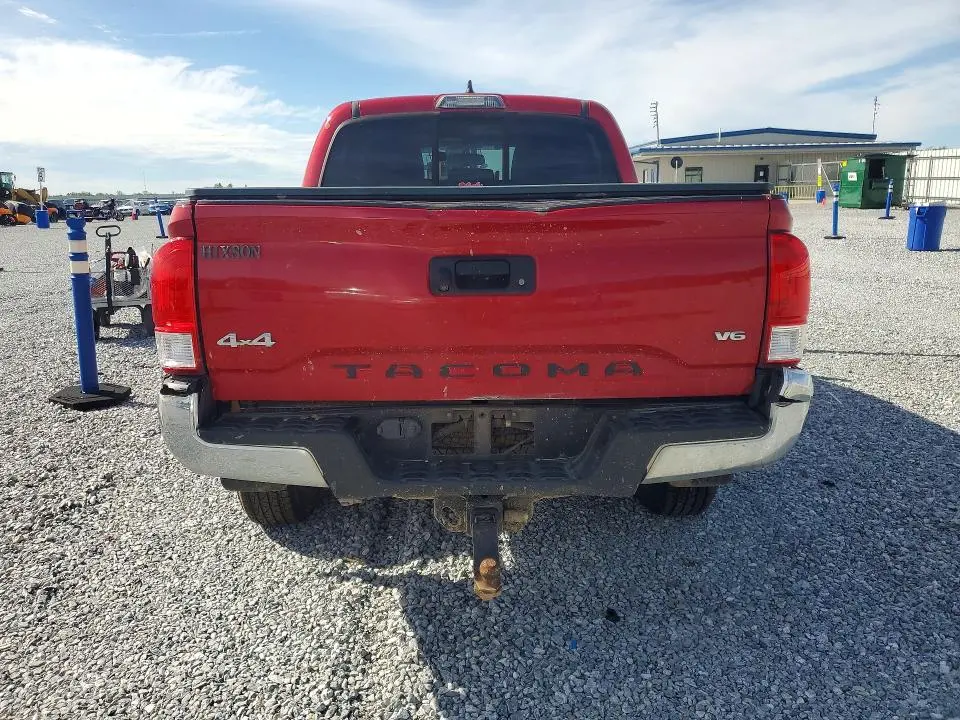 2017 TOYOTA TACOMA SR5 V6  