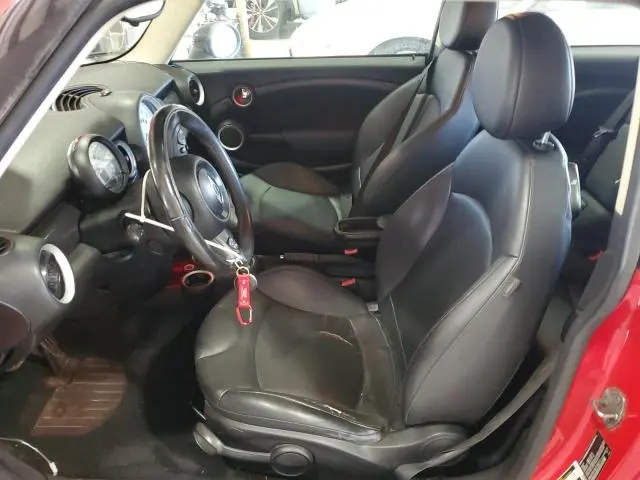 2013 MINI COOPER S
