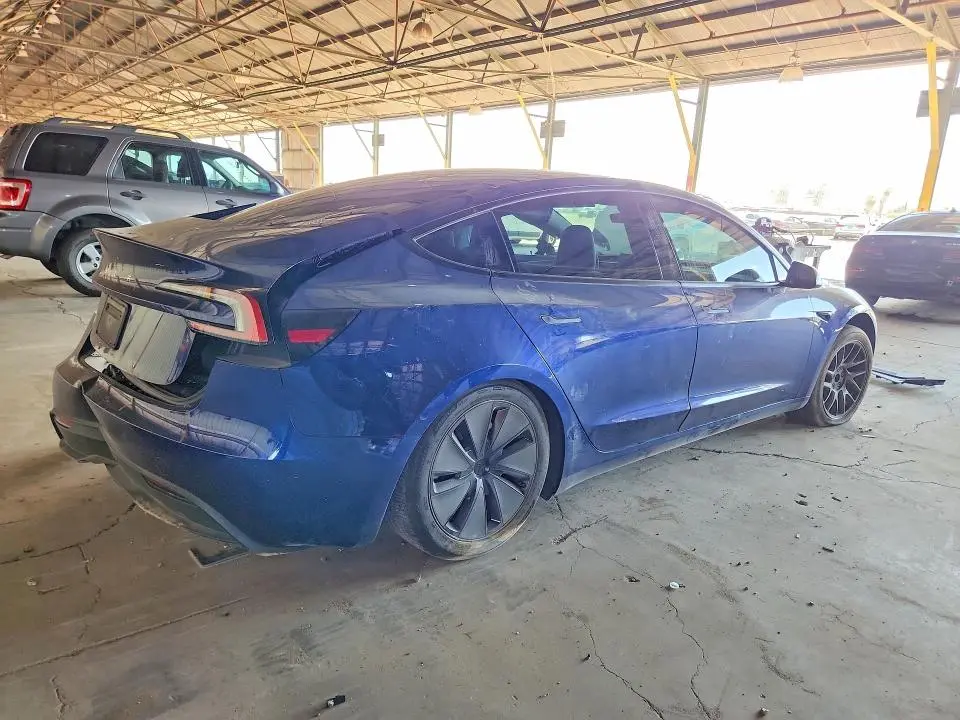 2024 TESLA MODEL 3   