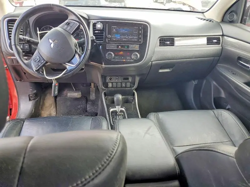 2019 MITSUBISHI OUTLANDER SE  