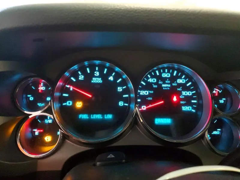 2011 CHEVROLET SILVERADO C1500 LT  