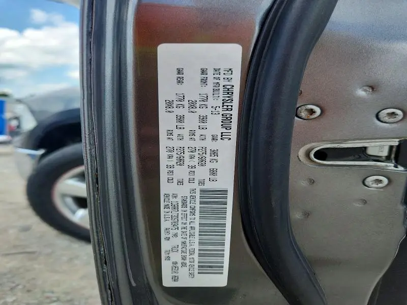 2013 RAM 1500 SLT  