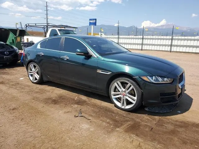 2017 JAGUAR XE PRESTIGE  