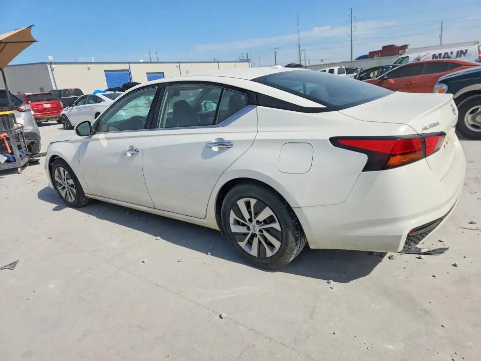 2020 NISSAN ALTIMA S  