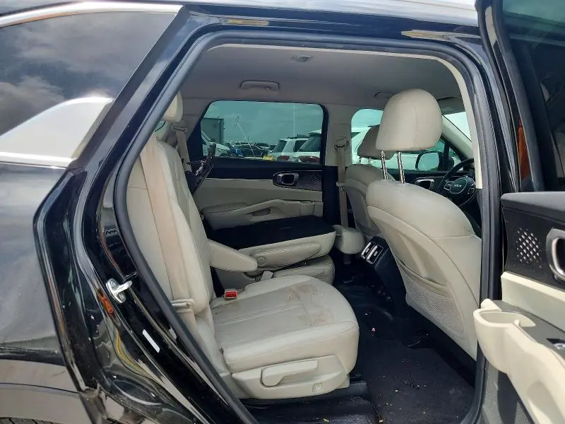 2023 KIA SORENTO EX  