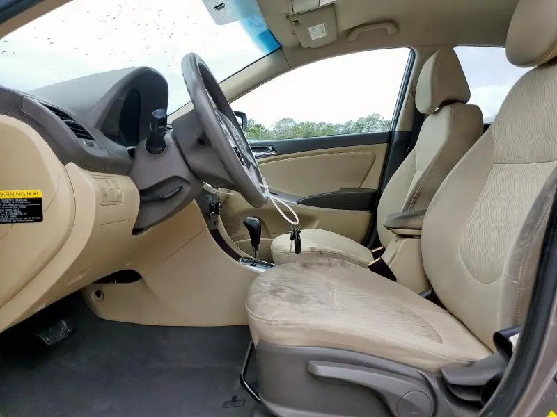 2014 HYUNDAI ACCENT GLS  