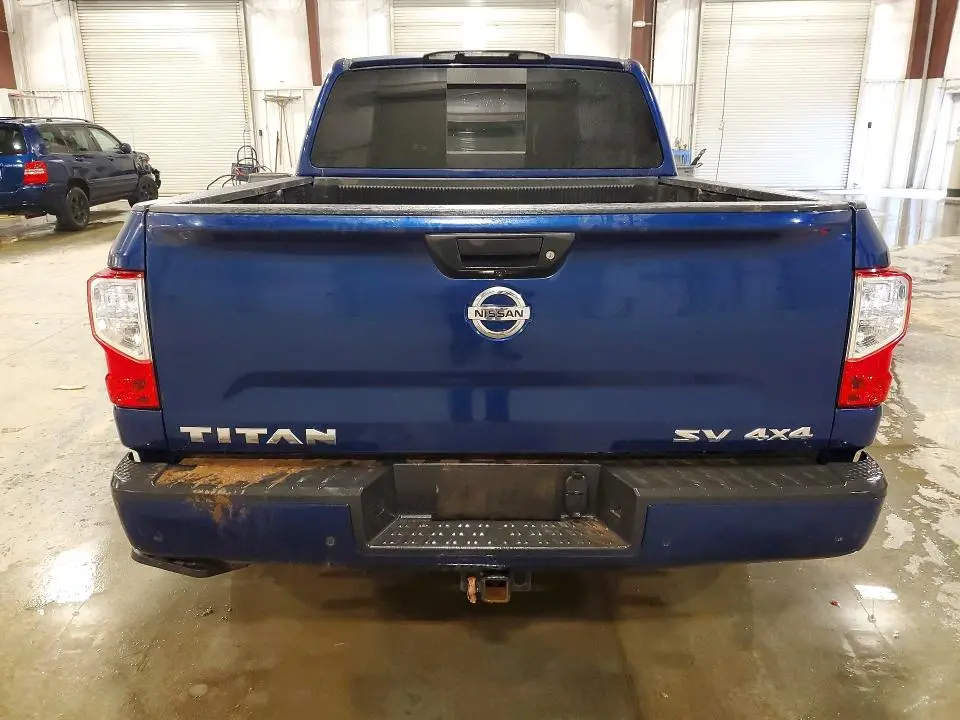 2021 NISSAN TITAN SV  