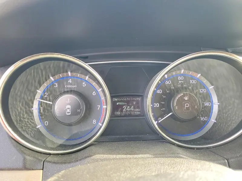 2012 HYUNDAI SONATA GLS  