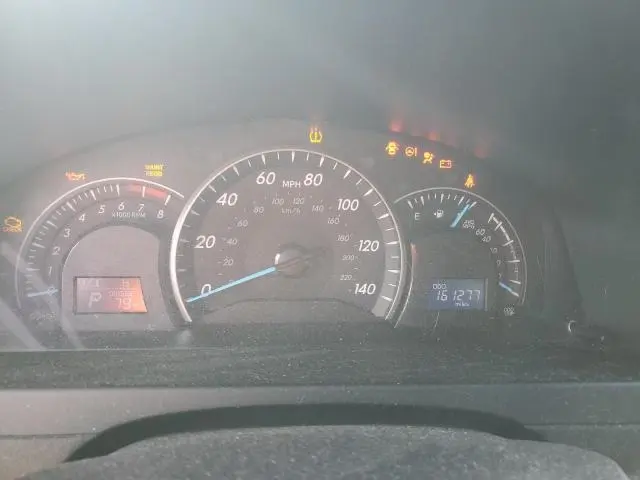 2015 TOYOTA CAMRY LE  