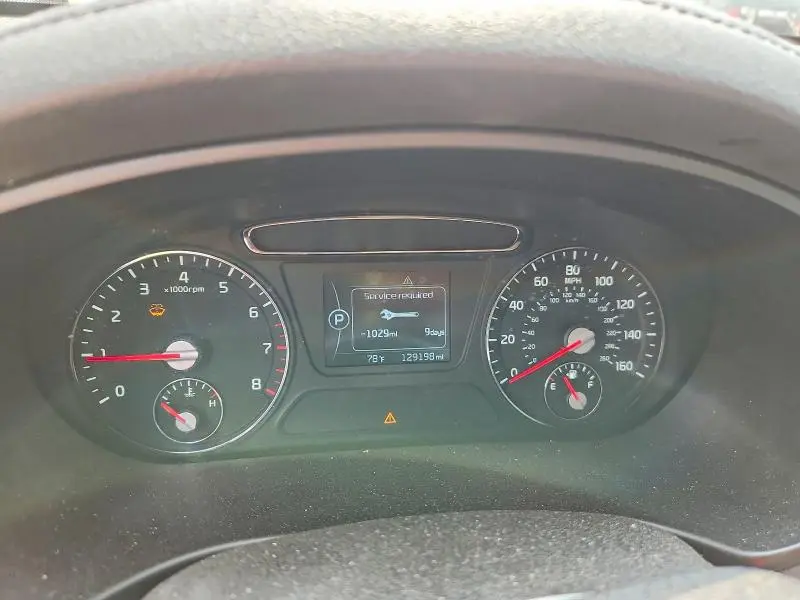2016 KIA SORENTO LX  