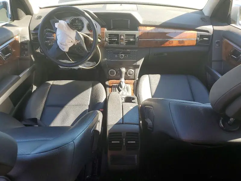 2011 MERCEDES-BENZ GLK   