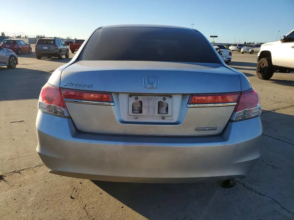 2011 HONDA ACCORD SE  