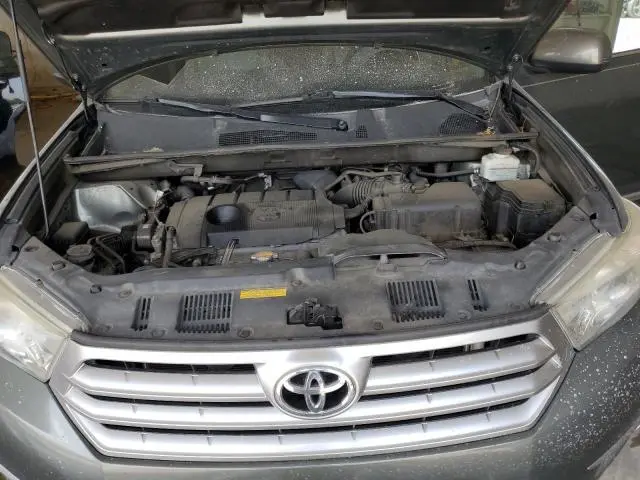 2013 TOYOTA HIGHLANDER BASE  