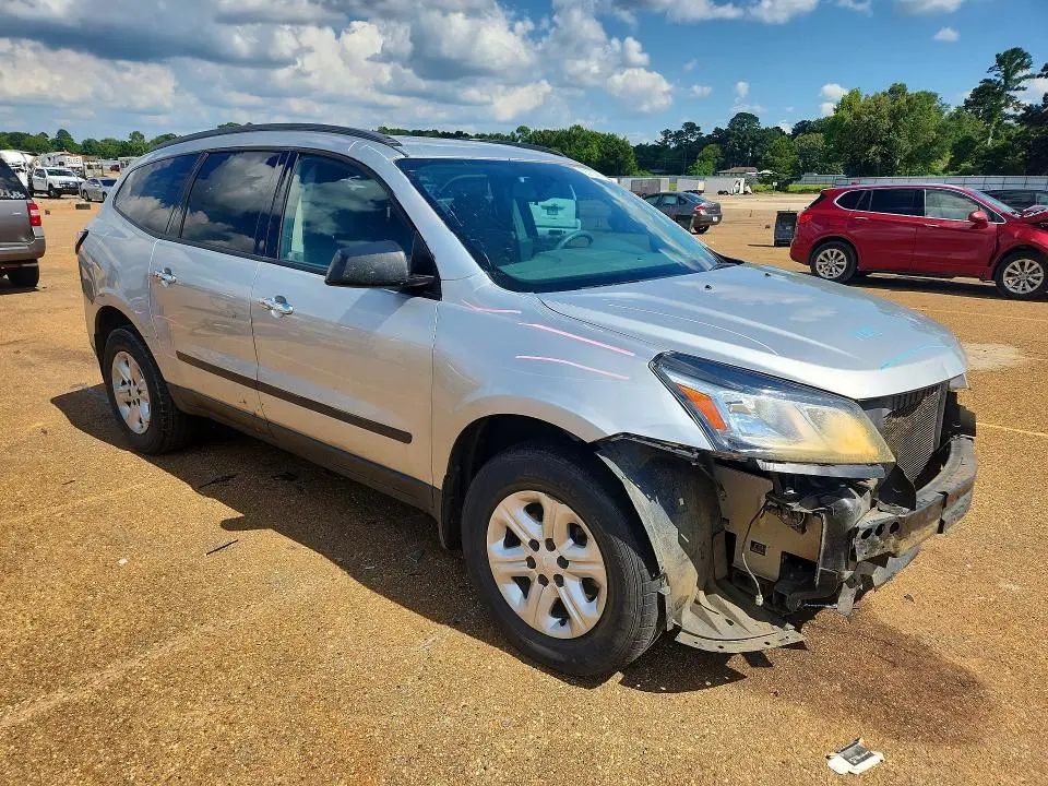2017 CHEVROLET TRAVERSE LS  