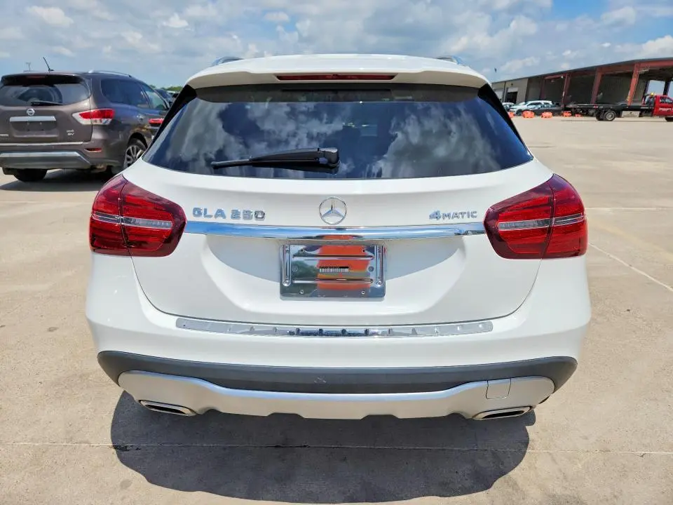 2019 MERCEDES-BENZ GLA 250 4MATIC  