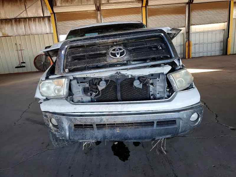 2013 TOYOTA TUNDRA DOUBLE CAB SR5  