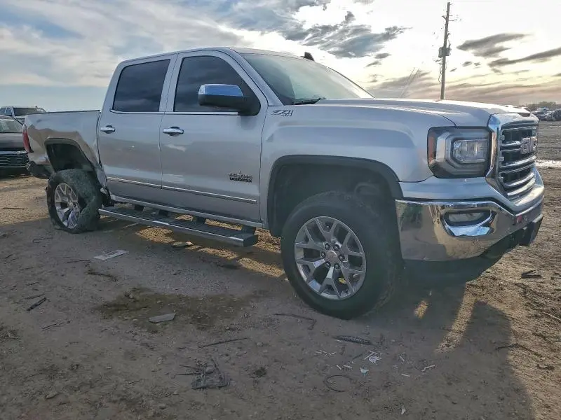 2018 GMC SIERRA K1500 SLT  