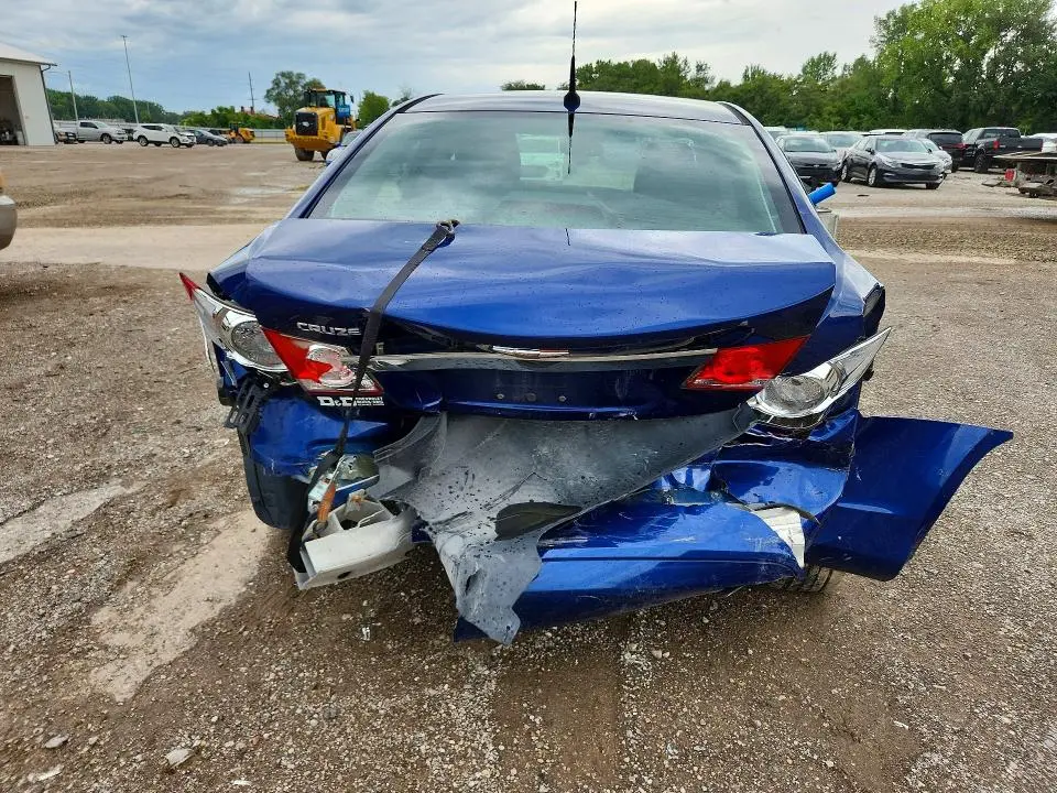 2013 CHEVROLET CRUZE LS  