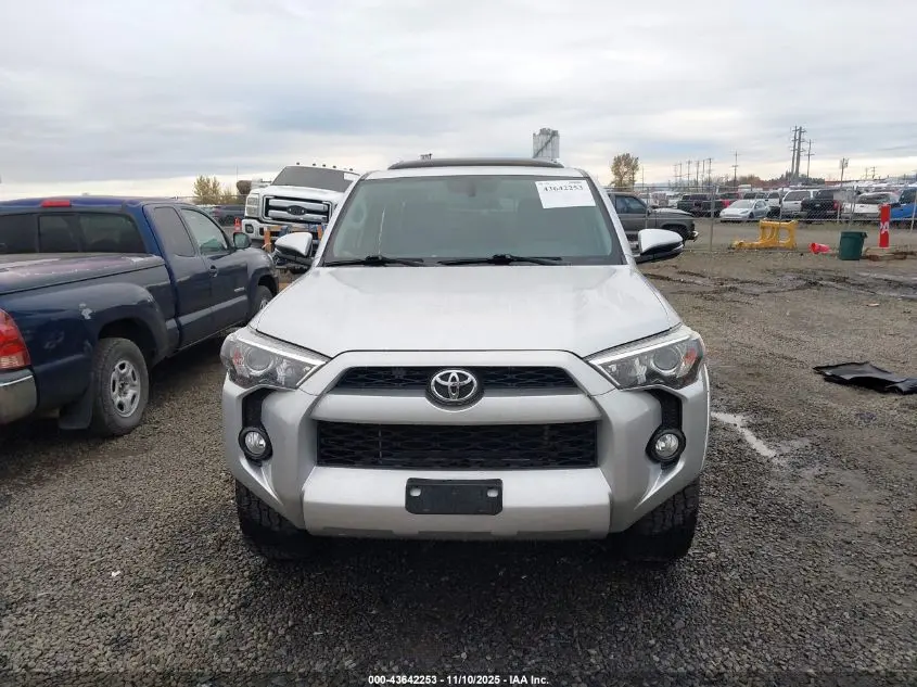2018 TOYOTA 4RUNNER SR5 PREMIUM