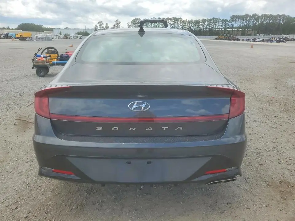 2022 HYUNDAI SONATA SEL  