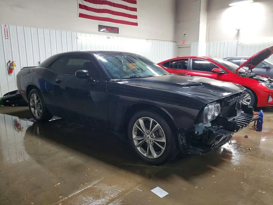 2020 DODGE CHALLENGER SXT  