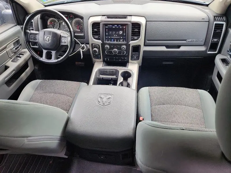 2018 RAM 1500 SLT  