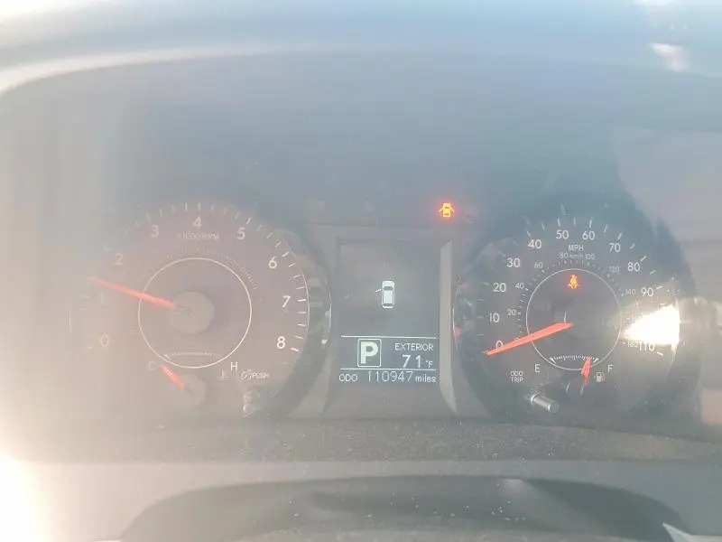 2015 TOYOTA SIENNA LE  