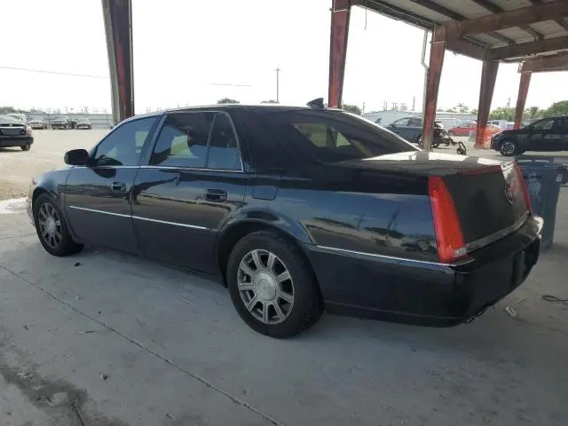 2010 CADILLAC DTS   