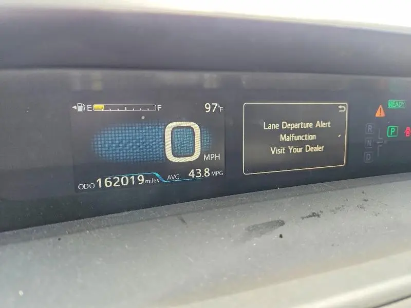 2019 TOYOTA PRIUS LE  