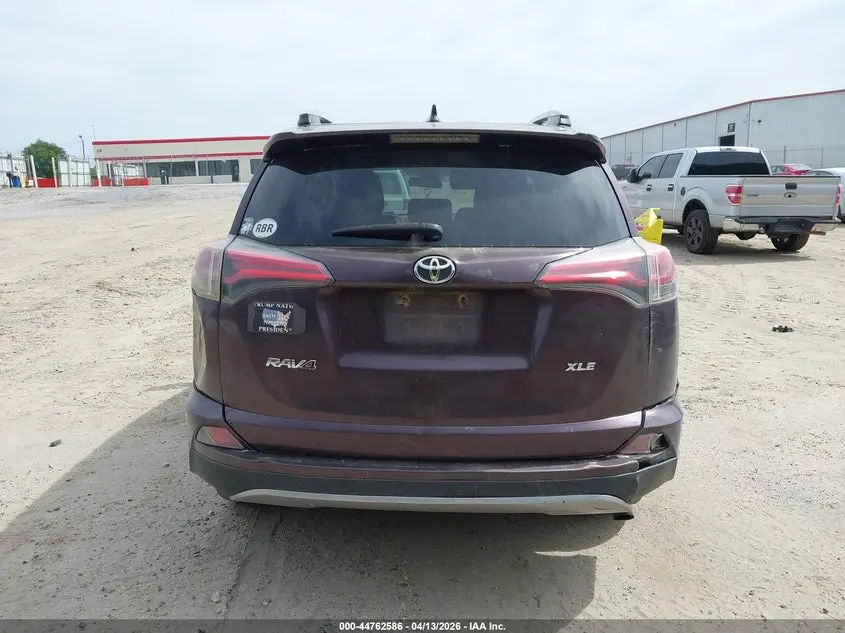 2017 TOYOTA RAV4 XLE