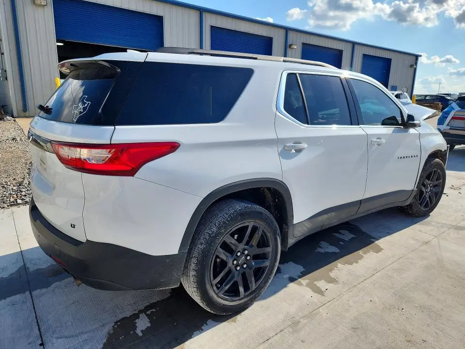 2020 CHEVROLET TRAVERSE LT  