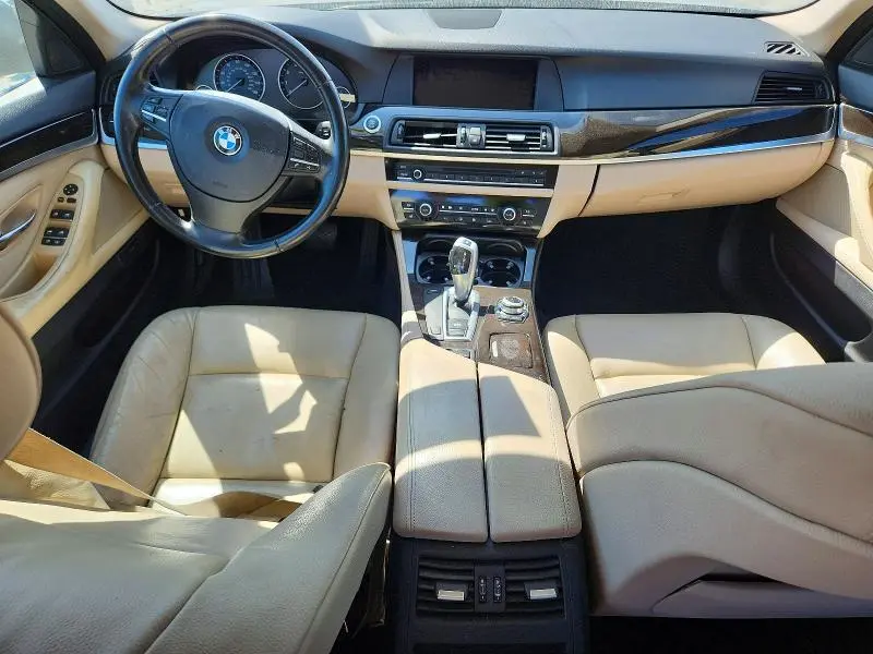 2011 BMW 528 I  