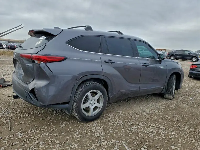 2021 TOYOTA HIGHLANDER HYBRID XLE  
