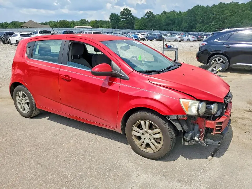 2015 CHEVROLET SONIC LT  