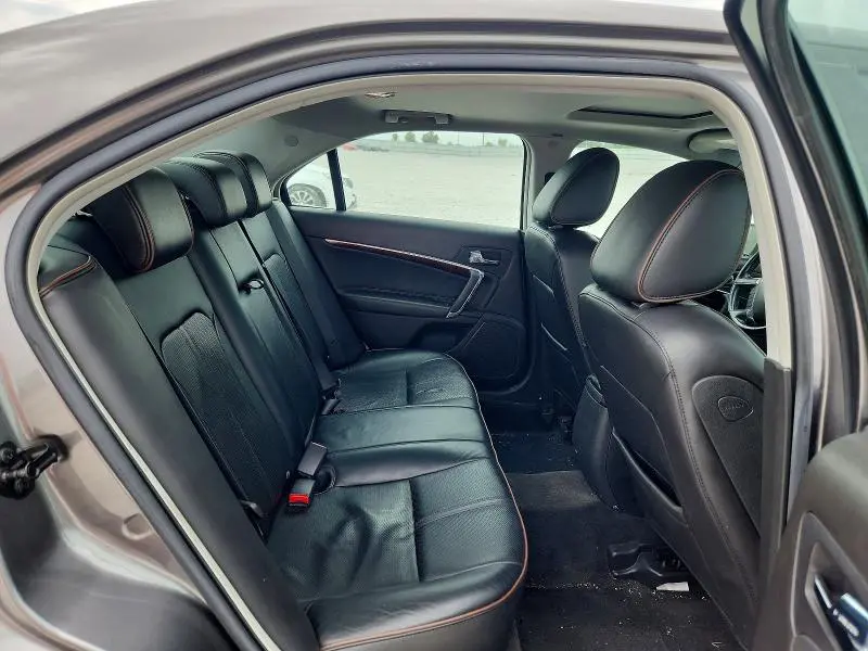 2010 LINCOLN MKZ   